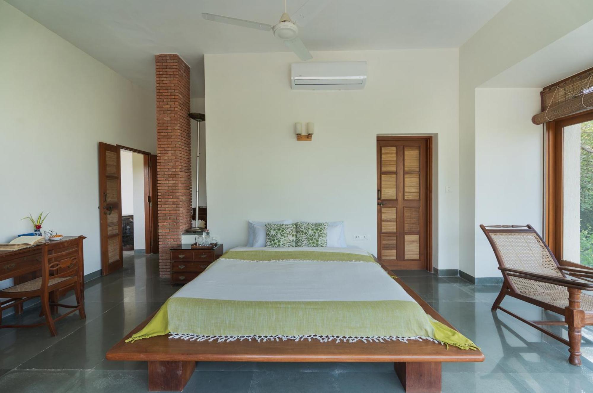 Saffronstays Pride Rock Mandve ภายนอก รูปภาพ