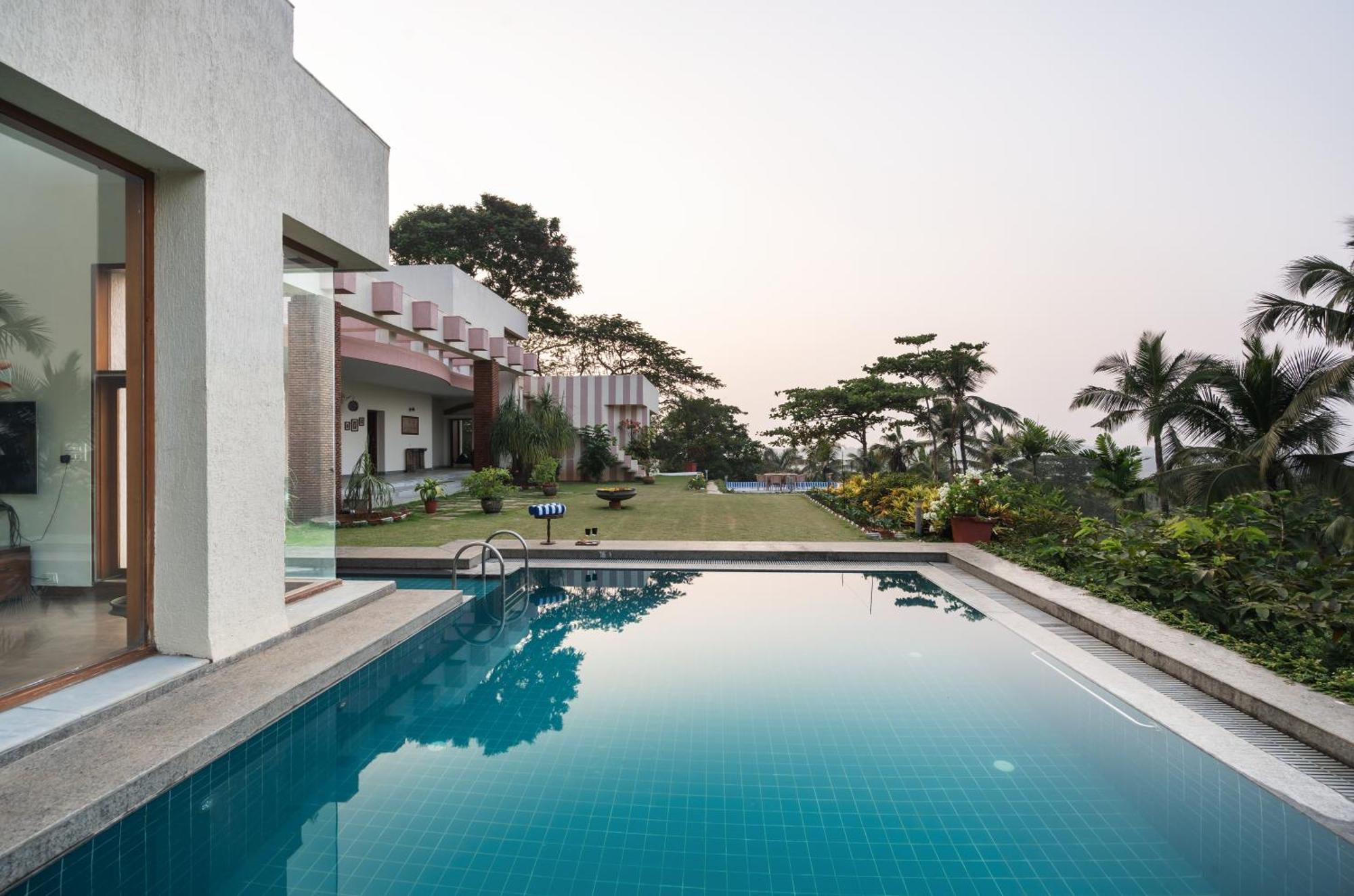 Saffronstays Pride Rock Mandve ภายนอก รูปภาพ